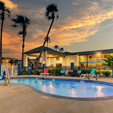 Captains Quarters Inn Порт-Аранзас Экстерьер фото