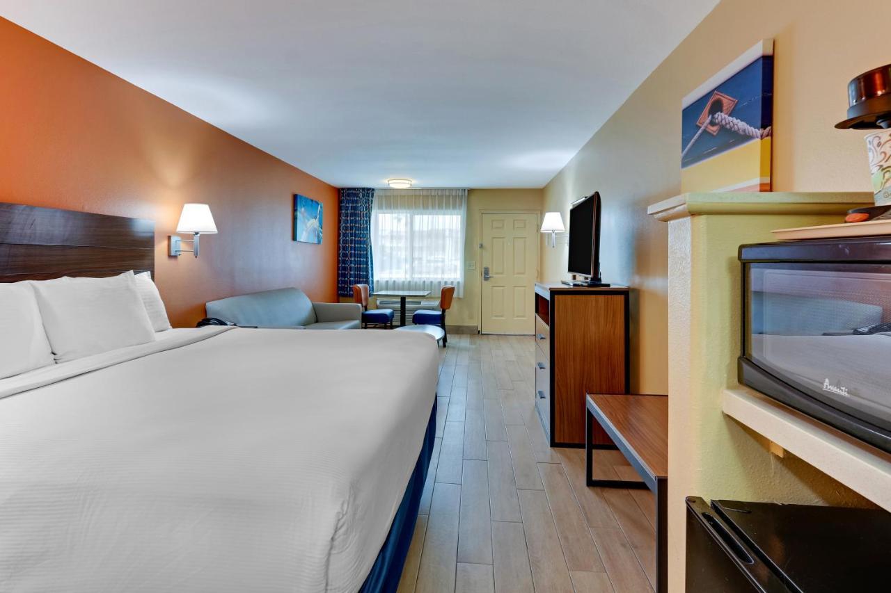 Captains Quarters Inn Порт-Аранзас Экстерьер фото